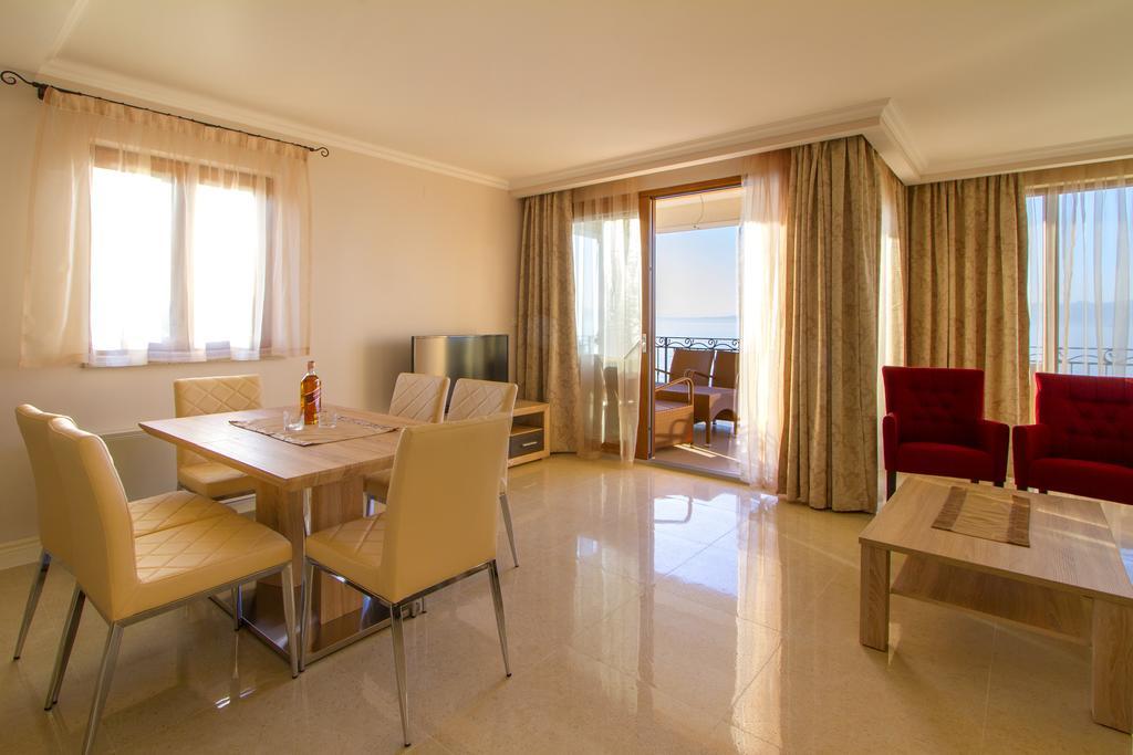 Luxury Apartments Villa Matea マリンスカ 部屋 写真
