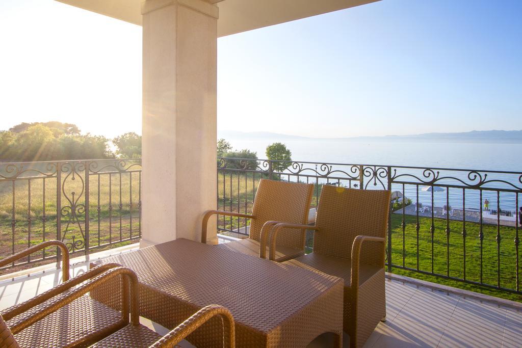 Luxury Apartments Villa Matea マリンスカ エクステリア 写真