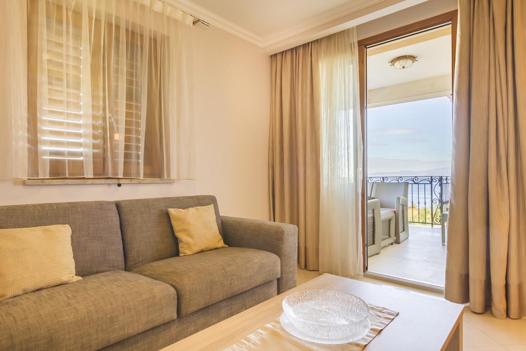 Luxury Apartments Villa Matea マリンスカ エクステリア 写真