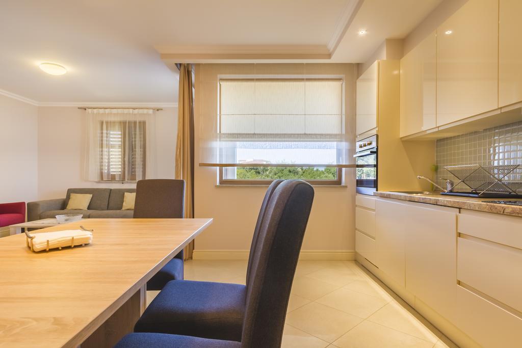Luxury Apartments Villa Matea マリンスカ エクステリア 写真