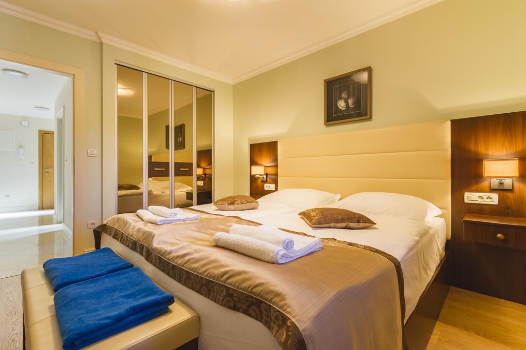 Luxury Apartments Villa Matea マリンスカ エクステリア 写真