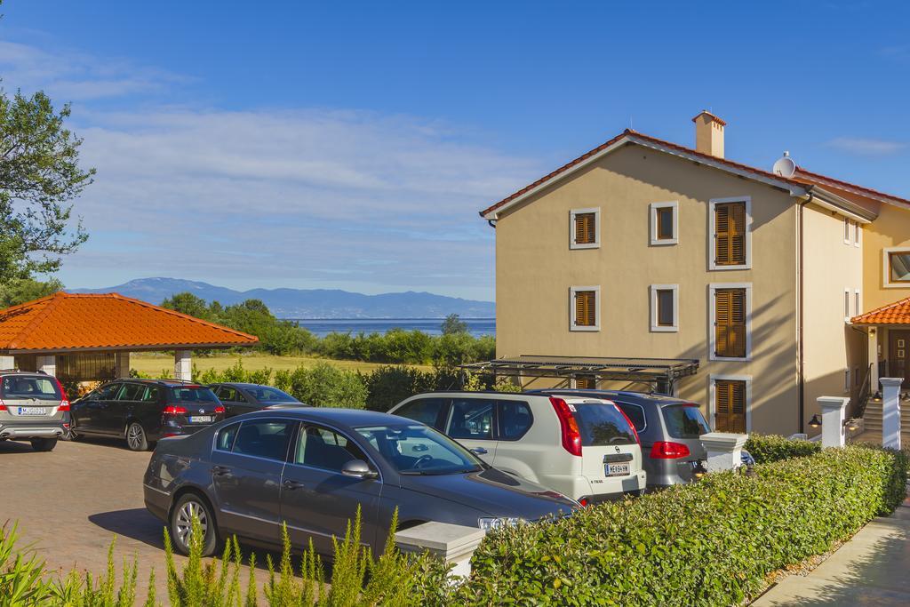 Luxury Apartments Villa Matea マリンスカ エクステリア 写真