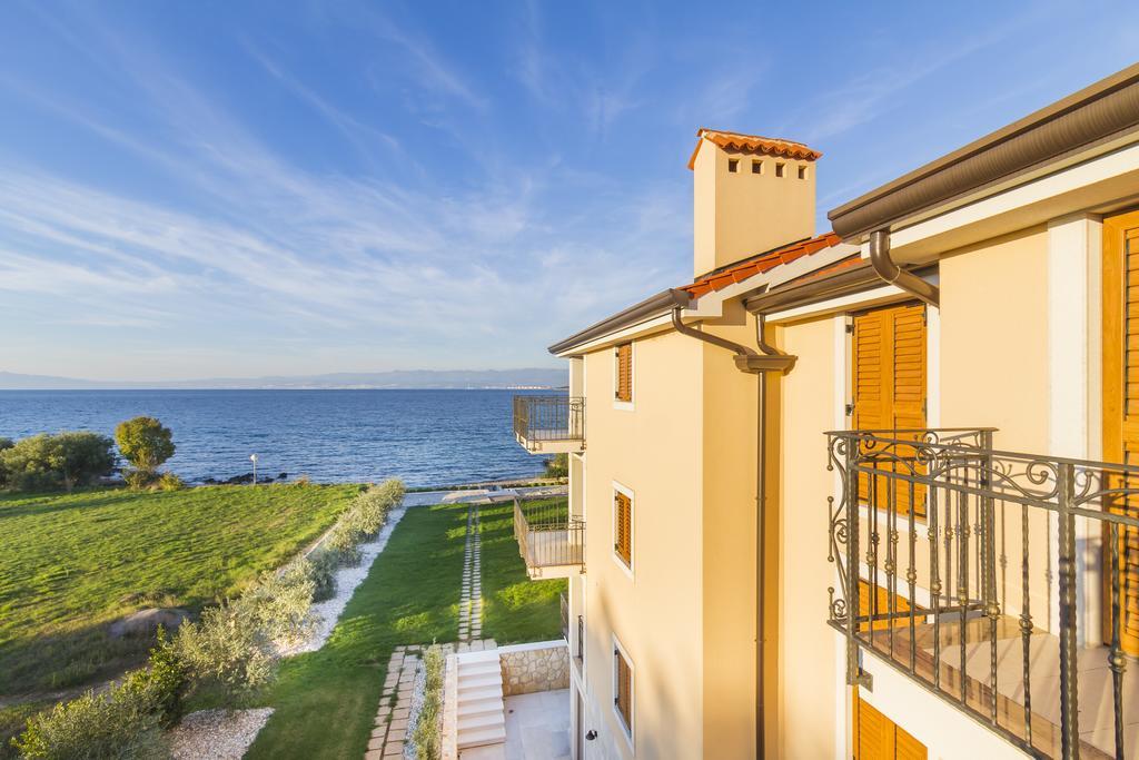 Luxury Apartments Villa Matea マリンスカ エクステリア 写真